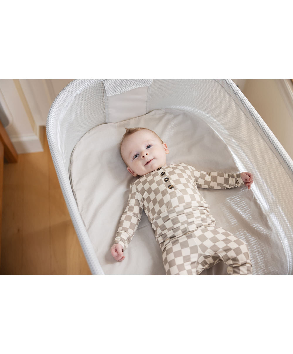 Maxi Cosi Bedside Sleeping Graco Eluma™ Nest Bedside Crib - Luna