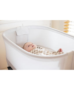 Maxi Cosi Bedside Sleeping Graco Eluma™ Nest Bedside Crib - Luna