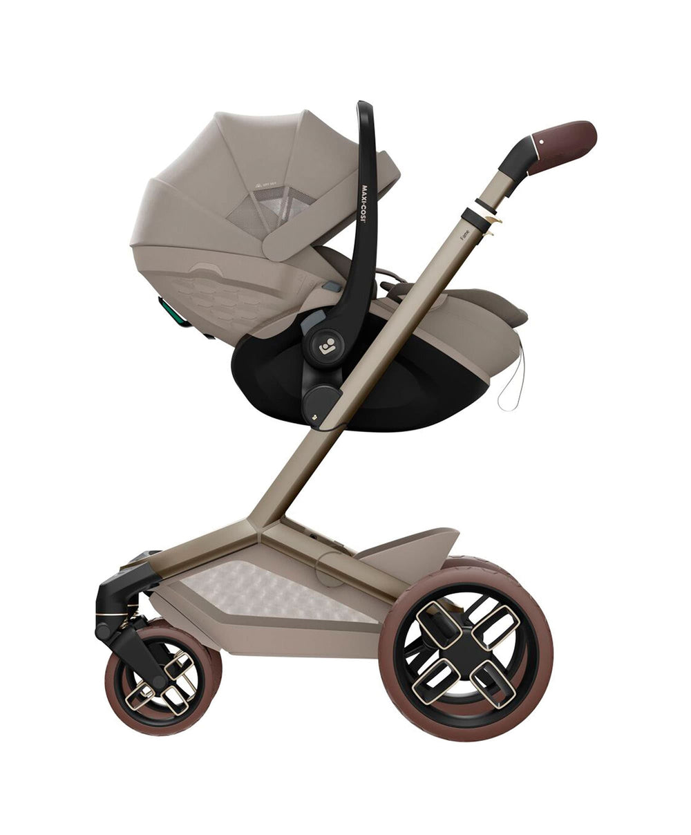Maxi Cosi Maxi-Cosi Fame Pushchair &amp; Carrycot with Coral Slide Pro Car Seat - Sapphire Sand
