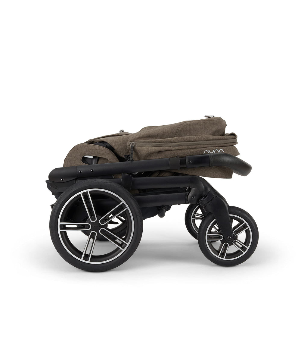 Nuna Nuna Mixx Next Pushchair Bundle with Nuna PIPA Urbn Car Seat - Pistachio