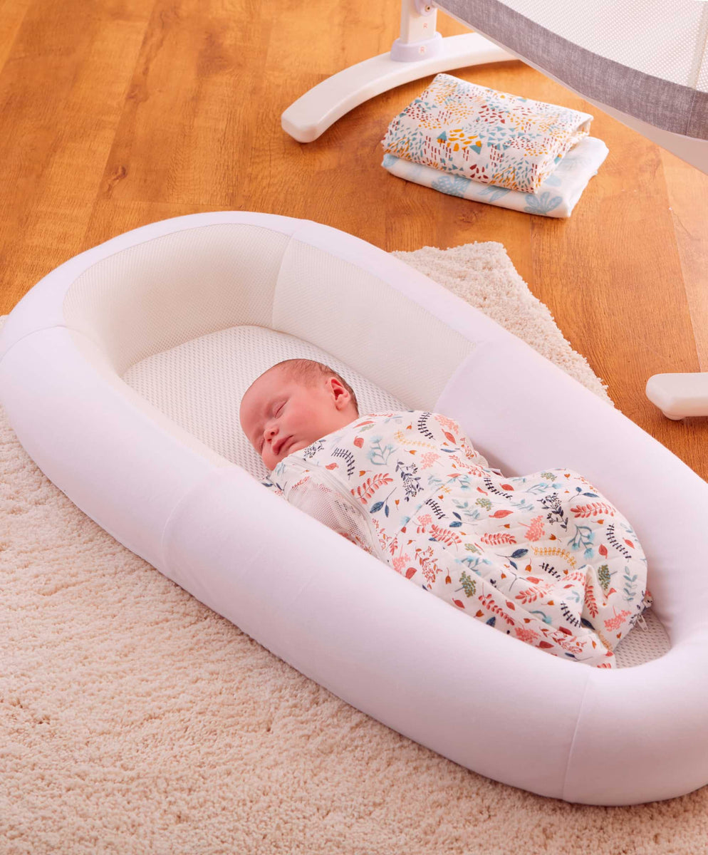 Purflo Sleep Tight Baby Bed - Soft White – Mamas & Papas UK