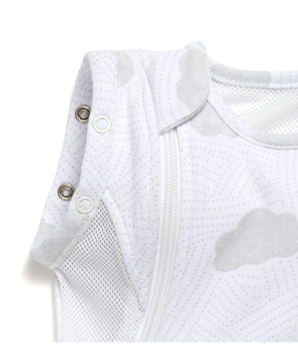 Purflo Purflo Swaddle to Sleep Bag 0-4 Months (2.5 Tog) - Cotton Clouds