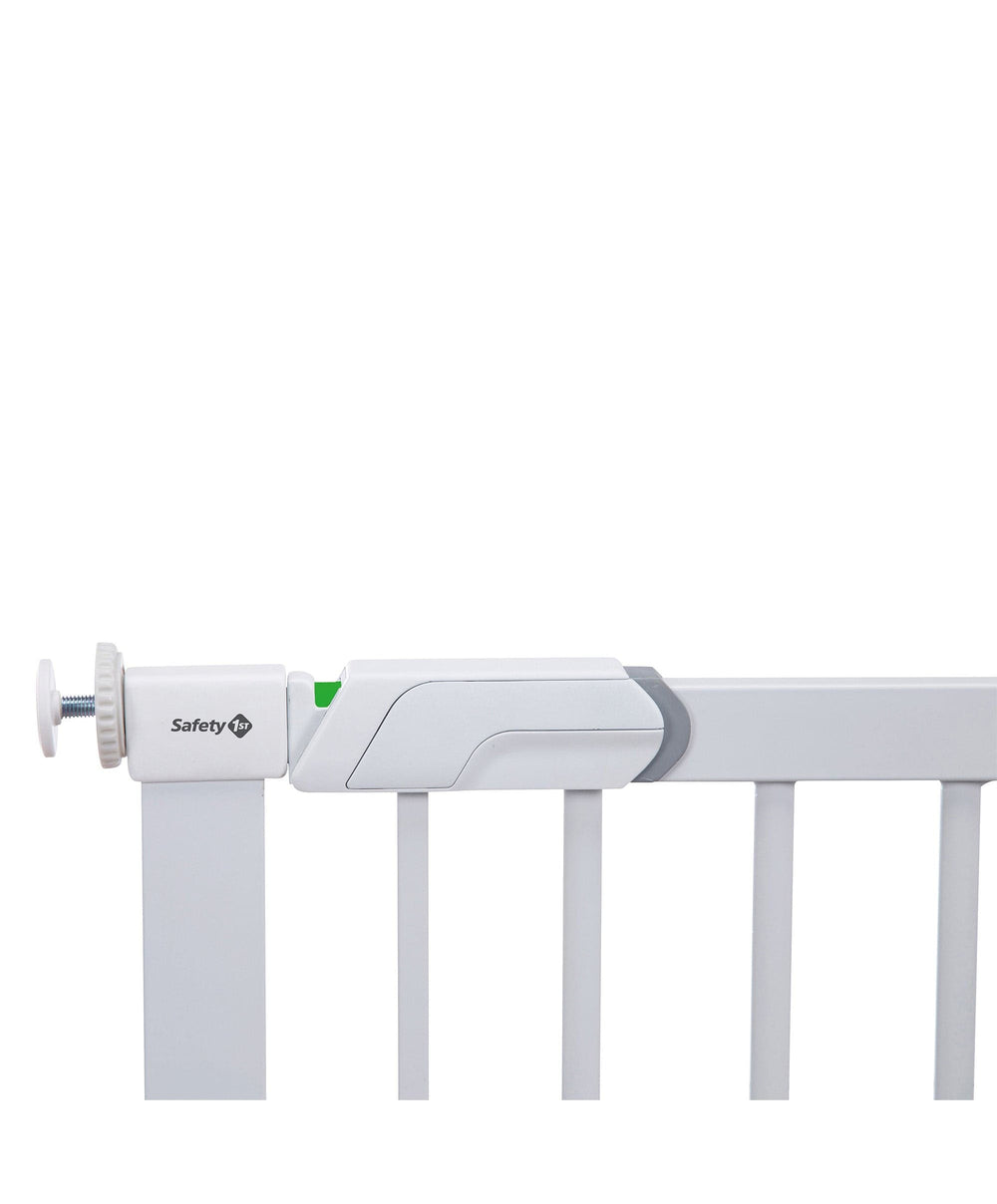 Step Gate Safety 1st Flat Step Gate - White – Mamas & Papas UK