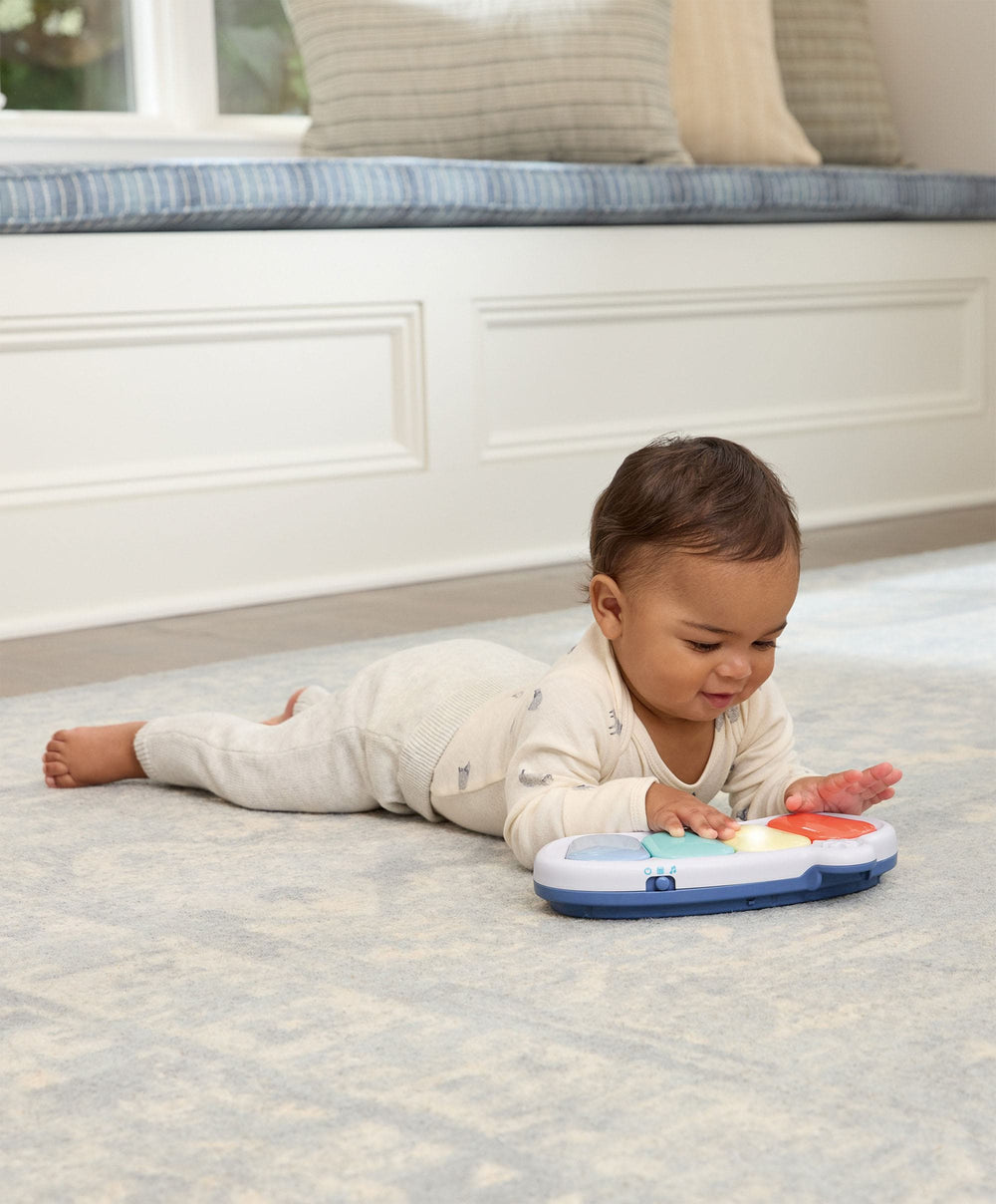 Skip Hop Activity Toys Seascape 2-in-1 Activity Center