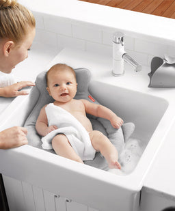 Skip Hop Baths Moby SoftSpot Sink Bather- Grey