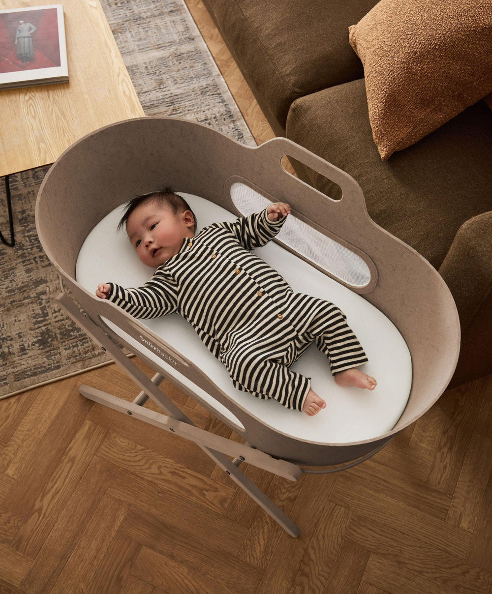 Snuz SnuzBaskit Mocha Moses Basket &amp; Stand