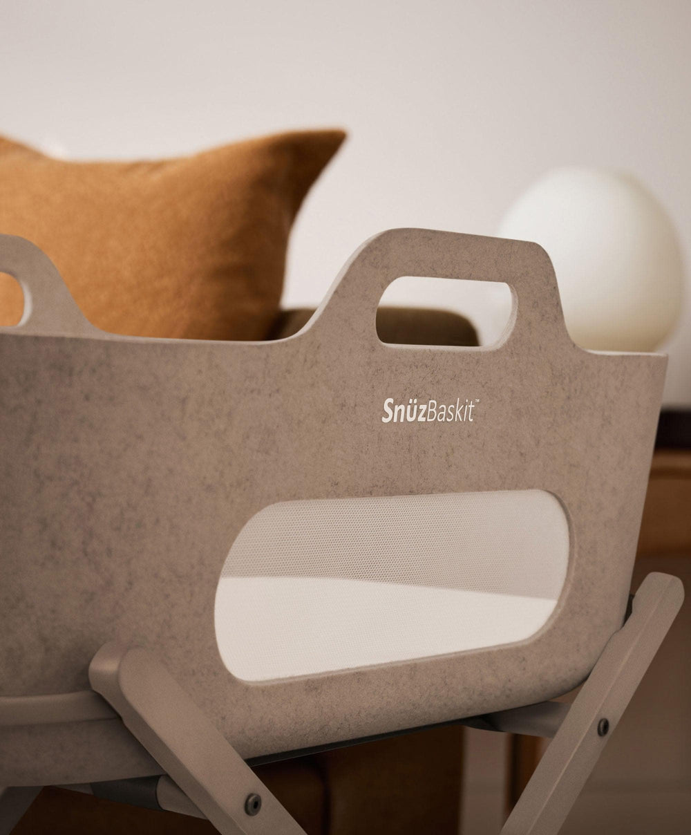 Snuz SnuzBaskit Mocha Moses Basket &amp; Stand