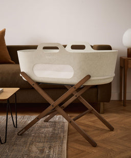 Snuz SnuzBaskit Moses Basket & Stand - Barley/Walnut