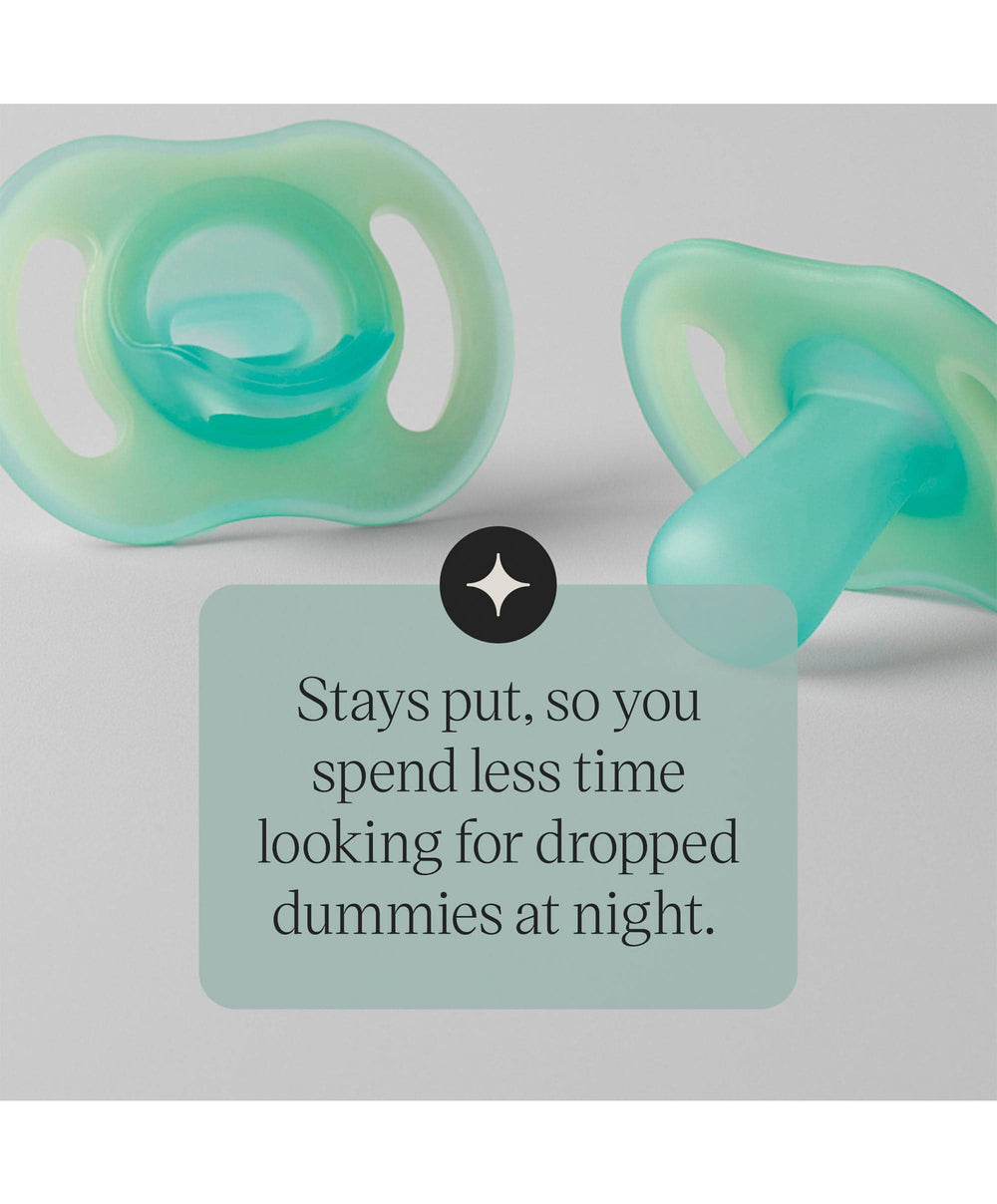 Tommee Tippee Tommee Tippee Natural Start Feeding and Soothing Bundle (16 Pieces)