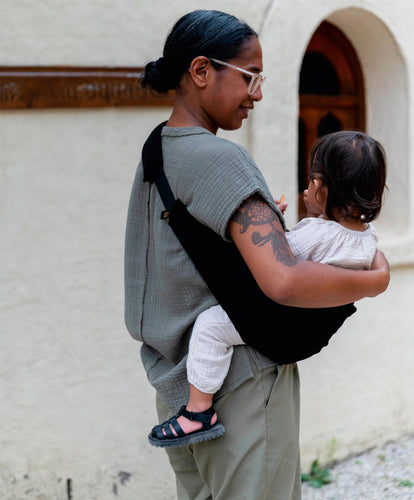 Wildride Baby Carriers Wildride Toddler Carrier - Black