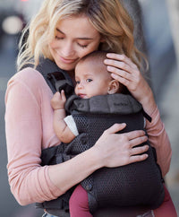 babybjorn-baby-carriers-baby-
