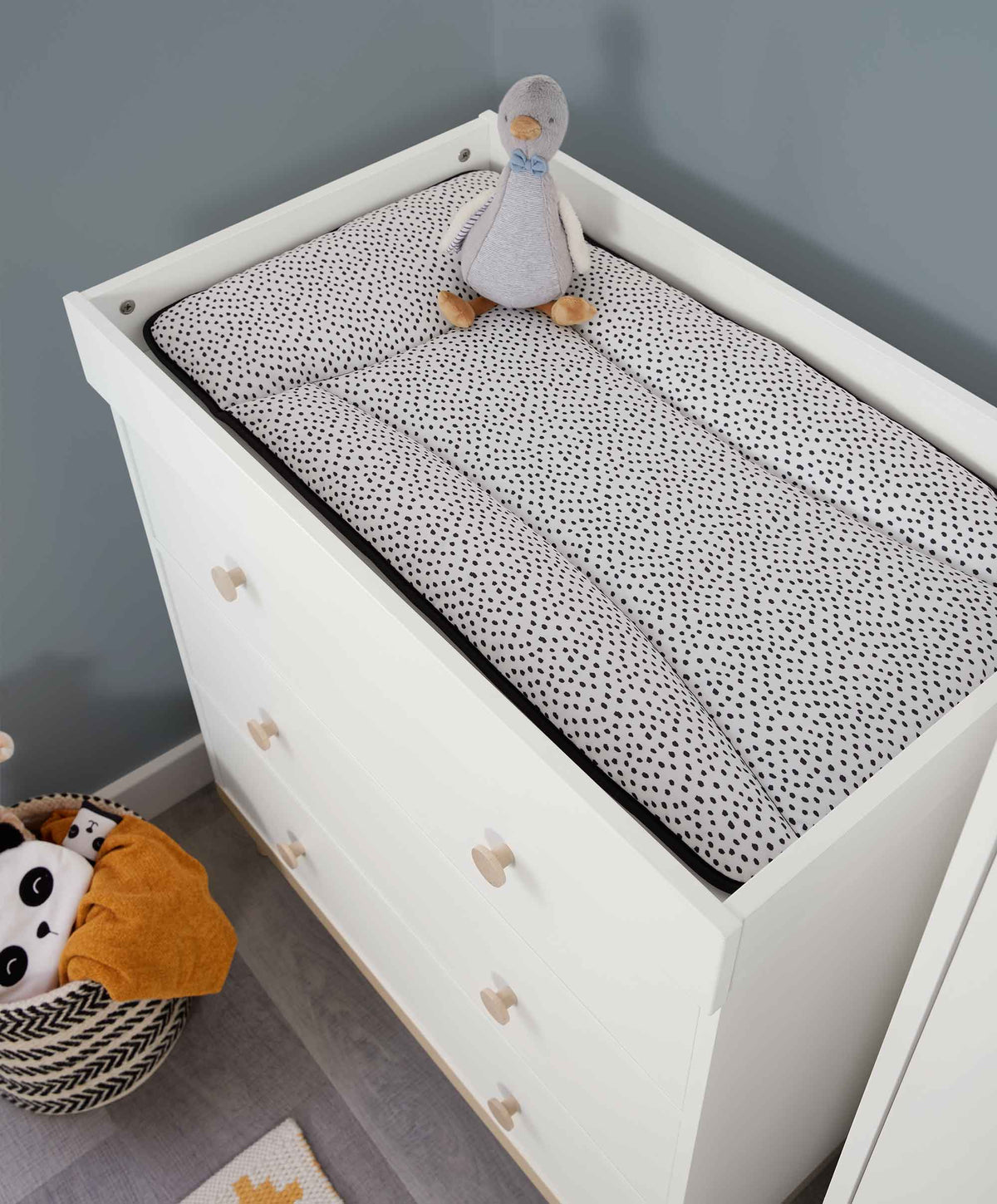 Pvc Changing Mat Essentials Baby Changing Mat - Mono Spot | Baby Changing Mats – Mamas ...