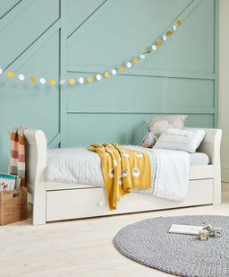 Mamas & Papas Mia Baby Cot Bed - White
