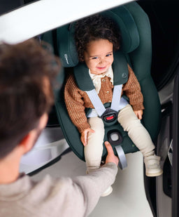 Maxi Cosi Baby Car Seats Maxi-Cosi Pearl 360 Pro Car Seat In Black